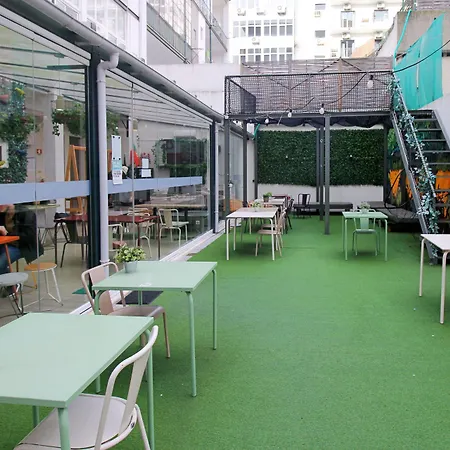 Wot Patio Social ליסבון