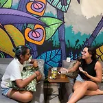 Wot Patio Social * リスボン