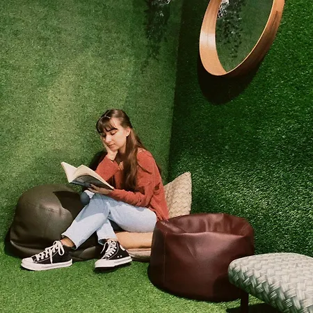 Hub Patio