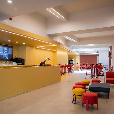 Hostel Wot Patio Social Lisboa