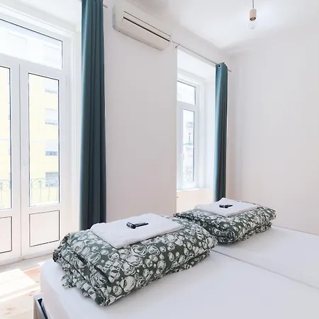 Hostel Wot Patio Social