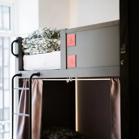 Wot Patio Social Hostel Lissabon