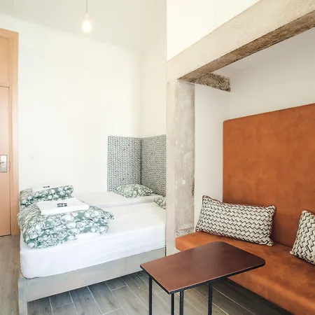 Wot Patio Social Hostel