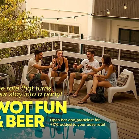 Wot Patio Social ליסבון