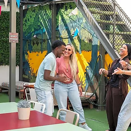 Wot Patio Social ליסבון