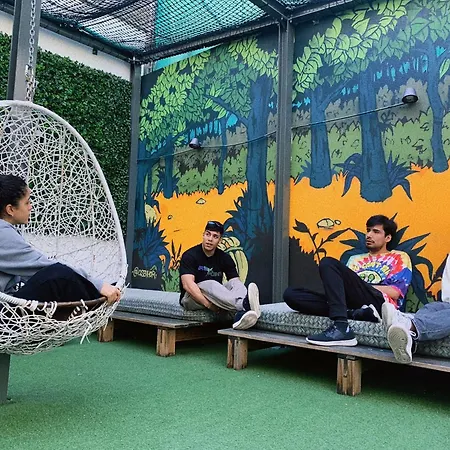 Wot Patio Social ליסבון