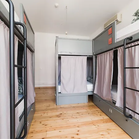 Hostal Wot Patio Social Lisboa